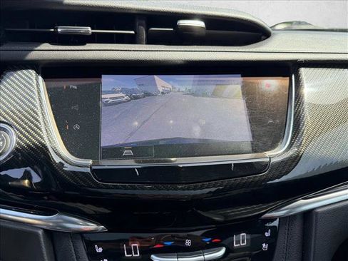 Used 2021 Cadillac XT6 Sport AWD/4WD image 19