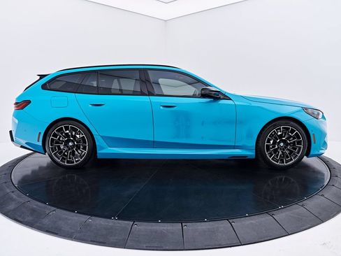 Used 2026 BMW M5 Touring w/ M Driver's Package AWD/4WD image 17