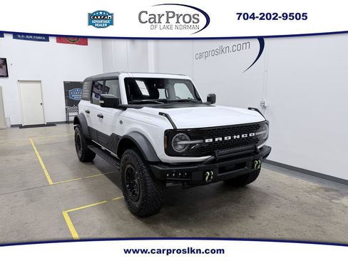 Used 2024 Ford Bronco Wildtrak AWD/4WD image 1
