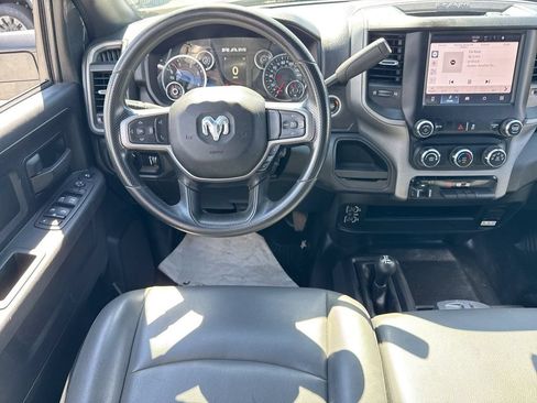 Used 2024 RAM 3500 Tradesman w/ Chrome Appearance Group AWD/4WD image 14