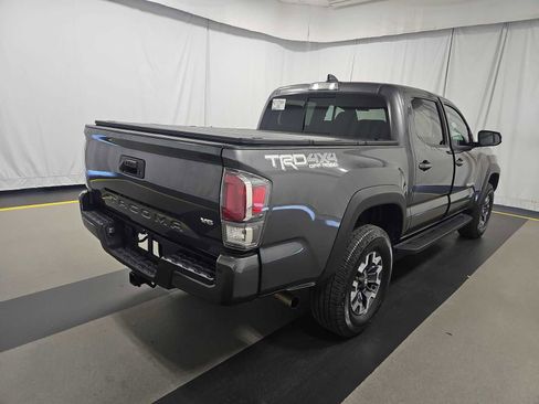 Used 2023 Toyota Tacoma TRD Off-Road w/ TRD Premium Off Road Package image 5