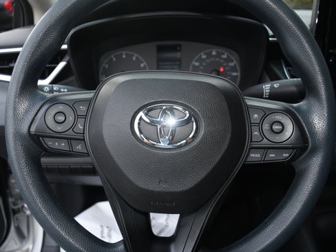 Certified 2023 Toyota Corolla LE image 12
