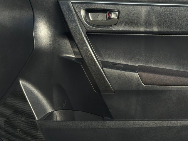 Used 2014 Toyota Corolla L FWD image 16