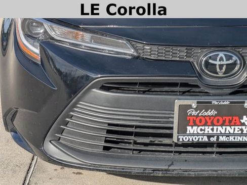 Used 2024 Toyota Corolla LE image 3