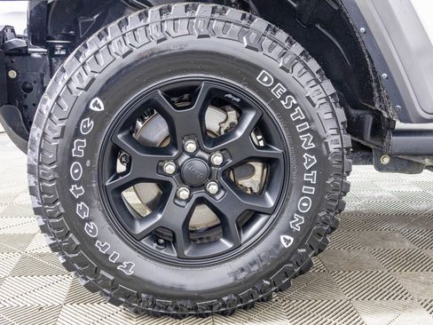 Used 2021 Jeep Wrangler Willys w/ LED Headlamp & Fog Lamp Group image 86