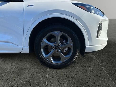 Used 2023 Ford Escape ST-Line w/ Tech Pack #1 image 9