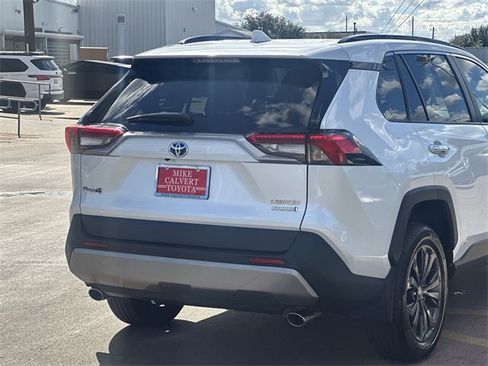 Used 2024 Toyota RAV4 Limited image 7