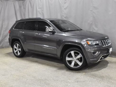Used 2014 Jeep Grand Cherokee Overland w/ Advanced Technology Group image 4