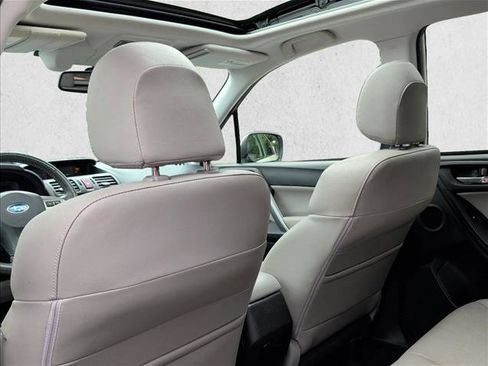 Used 2015 Subaru Forester 2.5i Touring w/ Eyesight & Navigation System AWD/4WD image 20