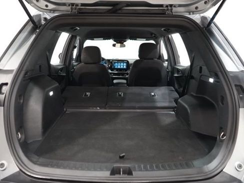 Used 2025 Chevrolet Equinox LT FWD image 33