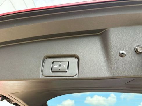 New 2026 Nissan Rogue SV image 32