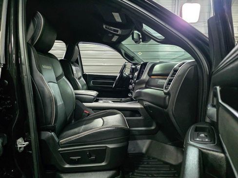Used 2020 RAM 3500 Laramie image 18