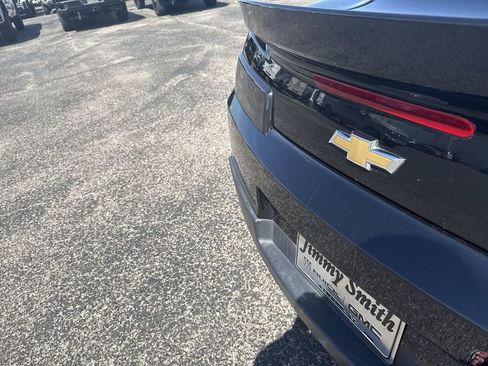 Certified 2015 Chevrolet Camaro LT image 38