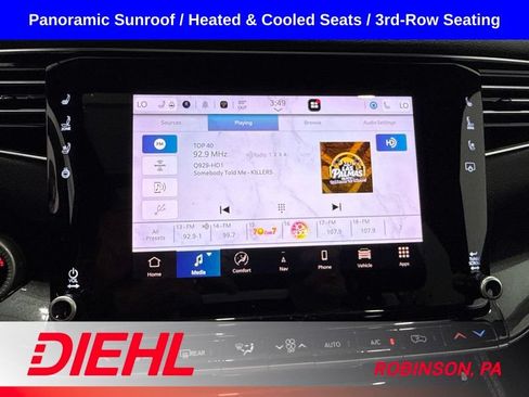Used 2023 Jeep Wagoneer L 4WD w/ Premium Group I image 35