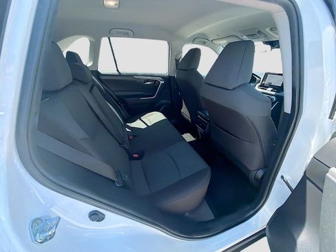 Used 2024 Toyota RAV4 XLE FWD image 26