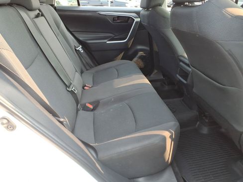 Used 2019 Toyota RAV4 LE w/ All Weather Liner Package AWD/4WD image 26