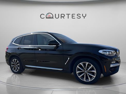 Used 2019 BMW X3 sDrive30i w/ Convenience Package image 9