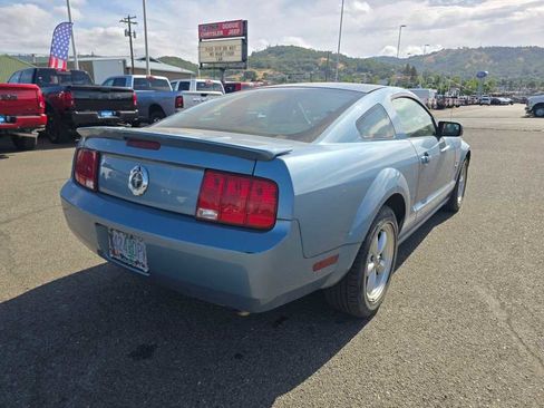 Used 2007 Ford Mustang Premium RWD image 10