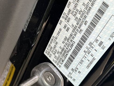 Used 2023 Lincoln Corsair Reserve w/ Equipment Group 201A image 28