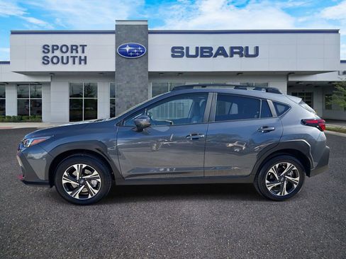Used 2025 Subaru Crosstrek 2.0i Premium image 6