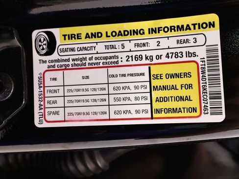 Certified 2019 Ford F450 Platinum w/ Platinum Ultimate Package AWD/4WD image 55