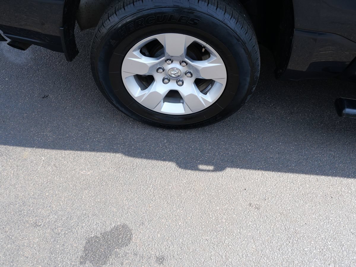 Used 2020 RAM 1500 Big Horn AWD/4WD image 31