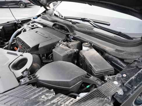 Used 2024 Honda Pilot Touring image 34