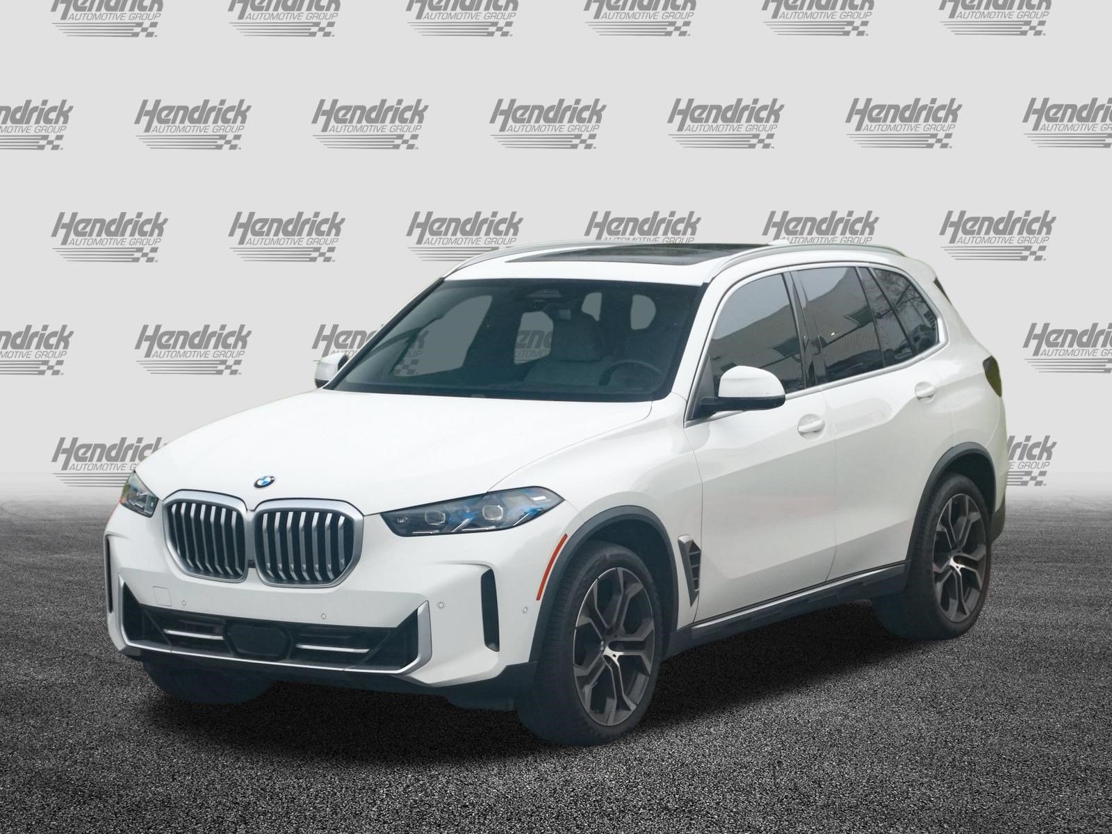 Certified 2025 BMW X5 sDrive40i w/ Parking Assistance Package RWD image 3