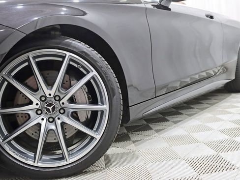 Used 2017 Mercedes-Benz S 550 Cabriolet image 5