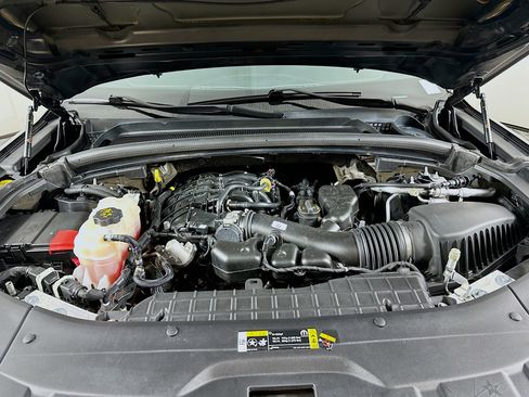 Used 2023 Jeep Grand Cherokee L Limited w/ Black Appearance Package RWD image 36