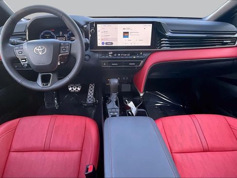 Used 2026 Toyota Camry XSE AWD/4WD image 15