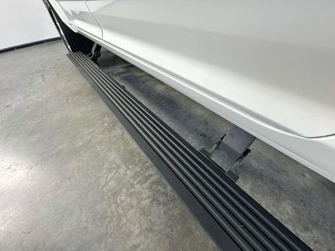Used 2021 RAM 2500 Limited w/ Towing Technology Group AWD/4WD image 39