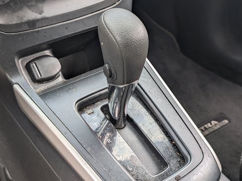 Used 2018 Nissan Sentra S w/ S Midnight Style Package FWD image 29
