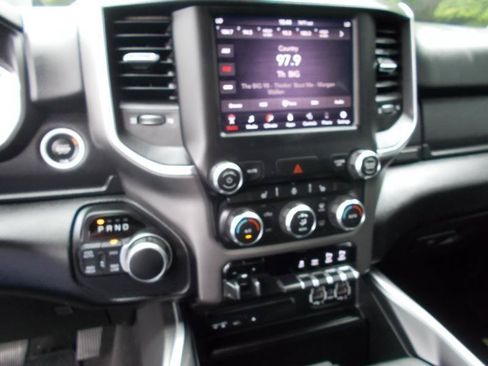 Used 2019 RAM 1500 Big Horn AWD/4WD image 31