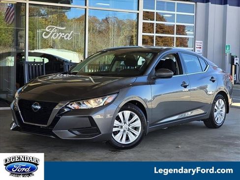 Used 2023 Nissan Sentra S image 1