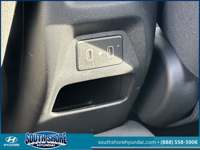 Certified 2024 Hyundai Venue SEL FWD image 14