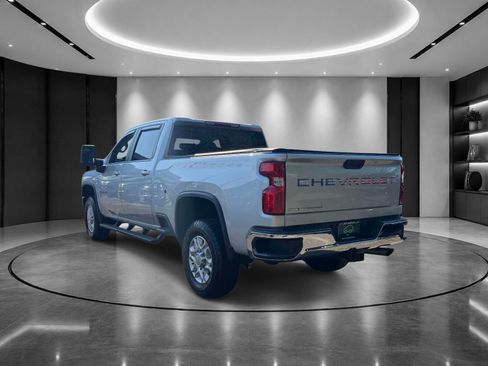 Certified 2022 Chevrolet Silverado 3500 LT w/ Convenience Package AWD/4WD image 3