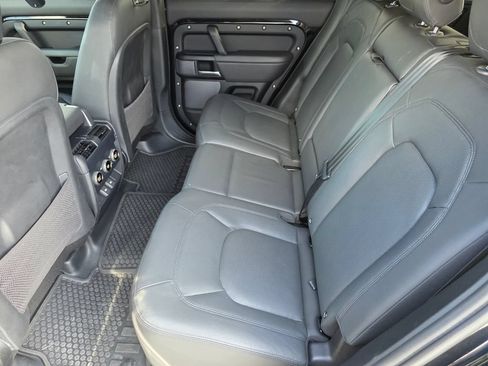 Used 2023 Land Rover Defender 110 V8 AWD/4WD image 14
