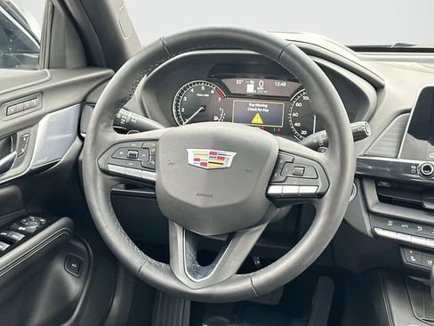 Used 2025 Cadillac CT4 Premium Luxury image 6