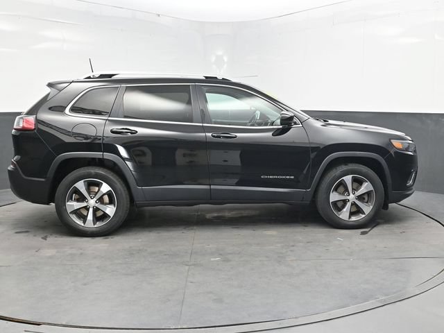 Used 2019 Jeep Cherokee Limited AWD/4WD image 9