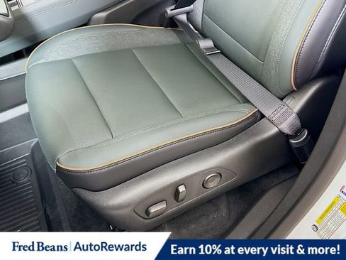 New 2025 GMC Acadia AT4 w/ Super Cruise Package image 19