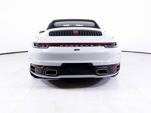 Certified 2024 Porsche 911 Carrera image 32