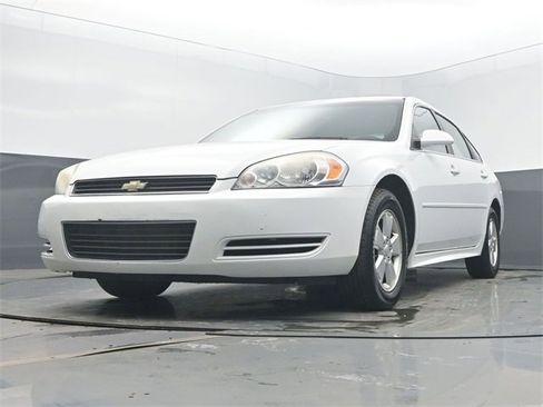 Used 2011 Chevrolet Impala LS image 43