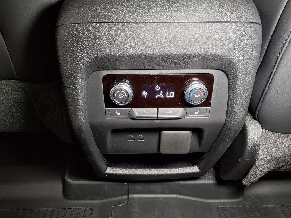 Used 2026 GMC Acadia Elevation w/ Black Edition FWD image 12