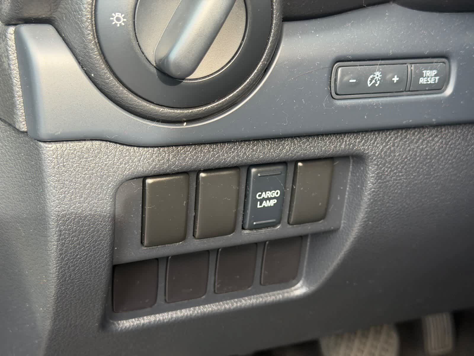 Used 2017 Nissan Titan S RWD image 13