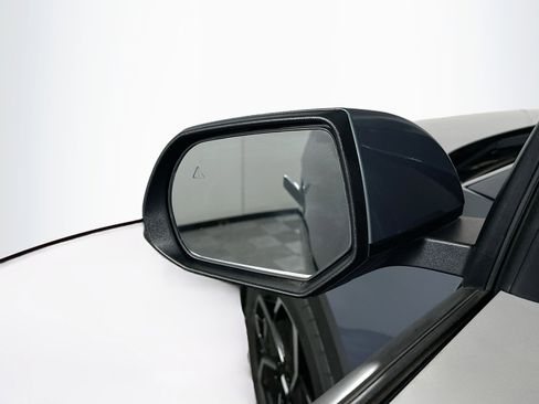 Used 2024 Hyundai Ioniq 5 SEL image 16