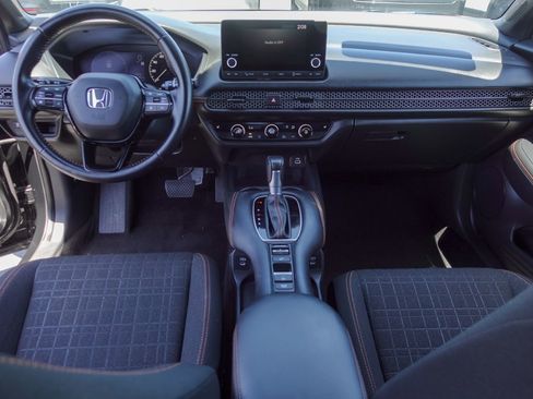 Used 2025 Honda HR-V Sport image 10
