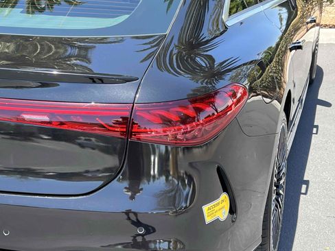 Used 2022 Mercedes-Benz EQS 450+ Sedan image 34