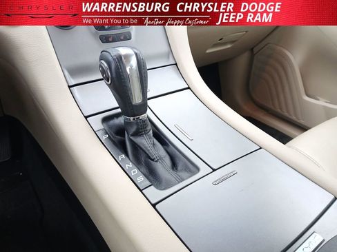 Used 2015 Ford Taurus SEL image 20