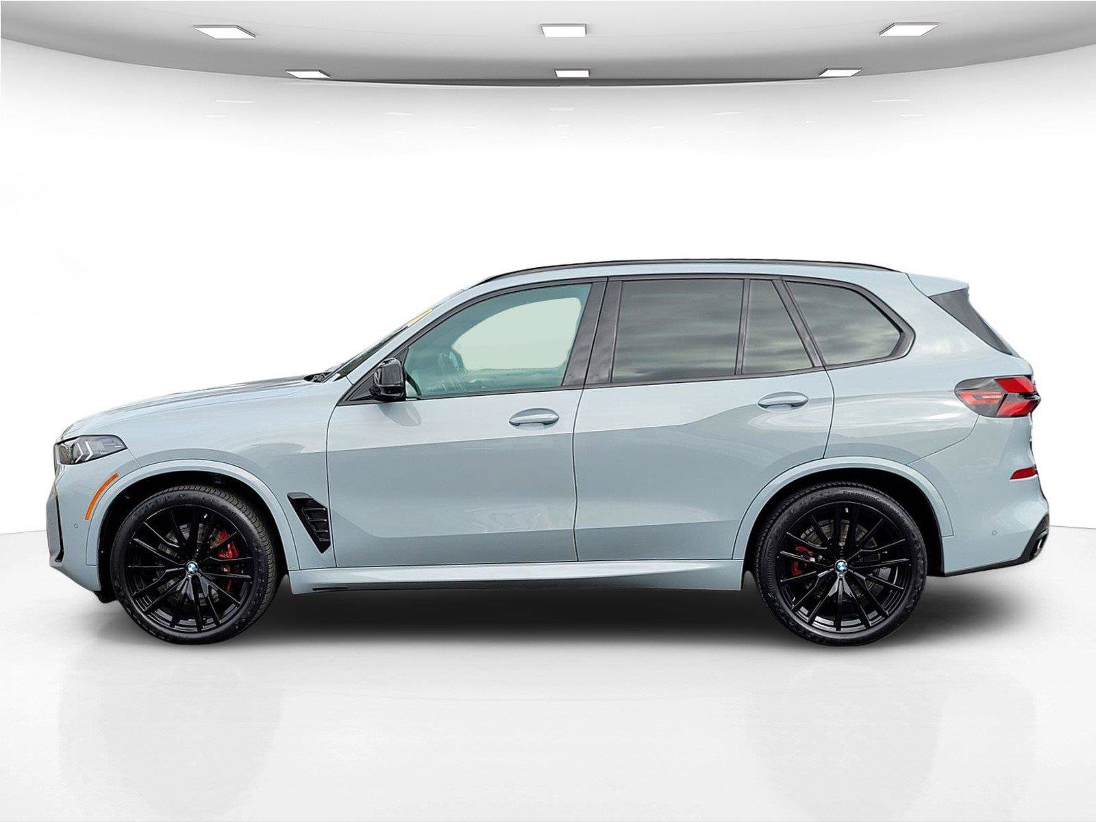 Used 2024 BMW X5 M60i AWD/4WD image 10